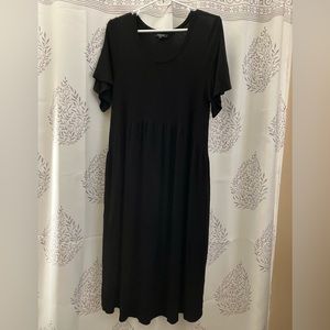Roolee mom black maternity/nursing dress size medium